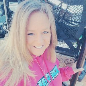 Meet your Posher, Ina